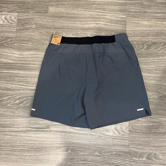 Asics running shorts. Size L. NWT - Picture 4 of 4